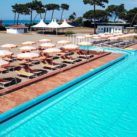 Villaggio Torre Marina Marina di Massa Exteriör bild