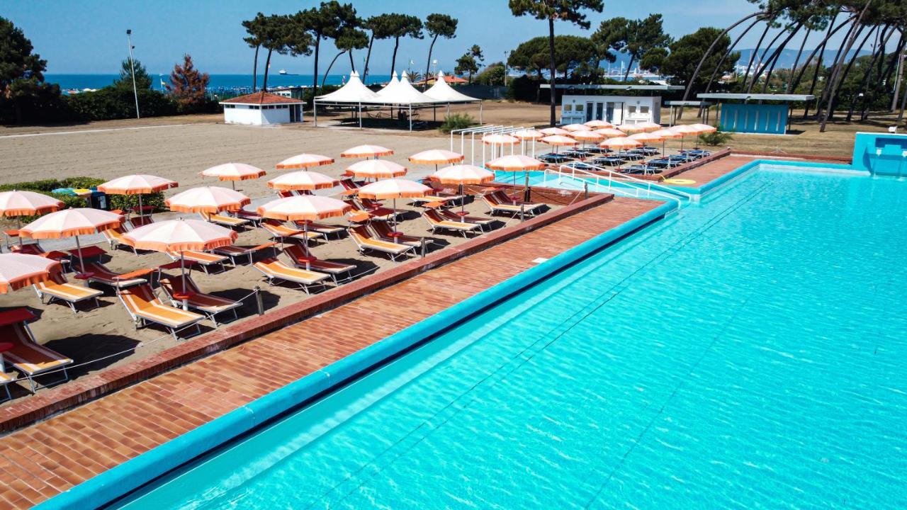 Villaggio Torre Marina Marina di Massa Exteriör bild